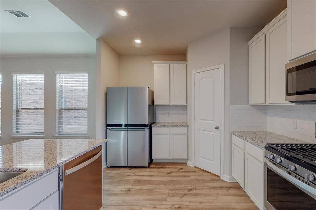 2113 Emma Court, Anna, TX 75409 2113 Emma Court, Anna, TX 75409