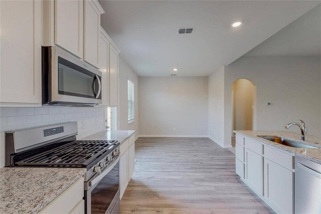 2113 Emma Court, Anna, TX 75409 2113 Emma Court, Anna, TX 75409