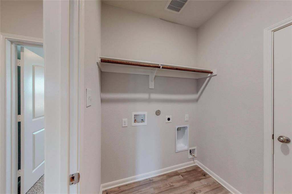 2113 Emma Court, Anna, TX 75409 2113 Emma Court, Anna, TX 75409