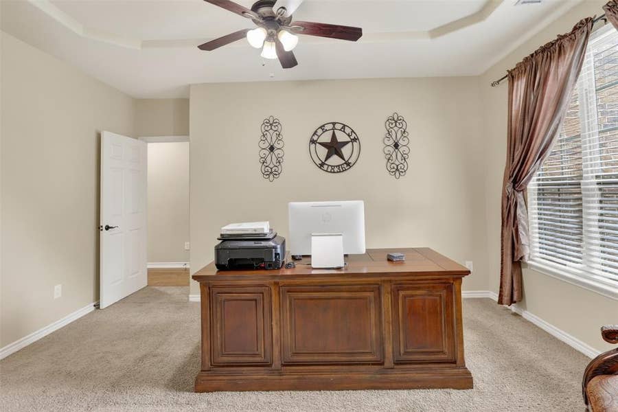 Property photo for 5817 Pine Flat Court, Fort Worth, TX