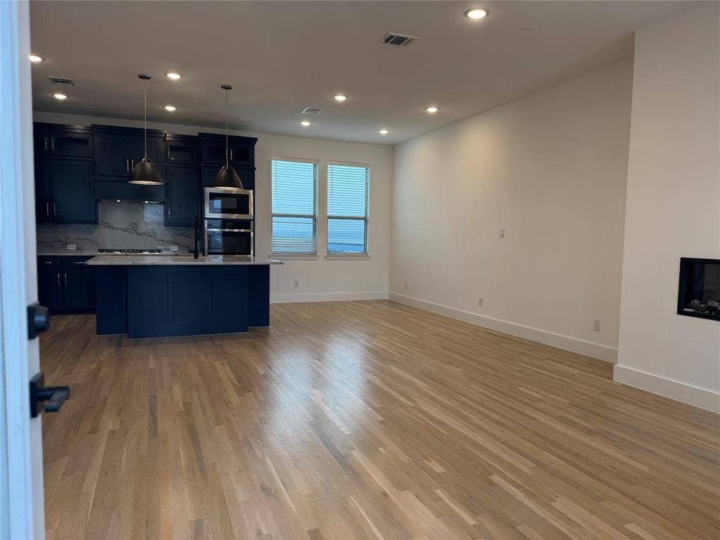 1221 Mark Place, Rowlett, TX 75088 1221 Mark Place, Rowlett, TX 75088