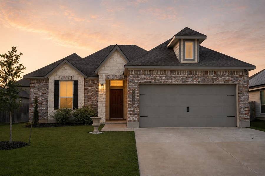 Property photo for 6921 Sulphur Court, Waco, TX