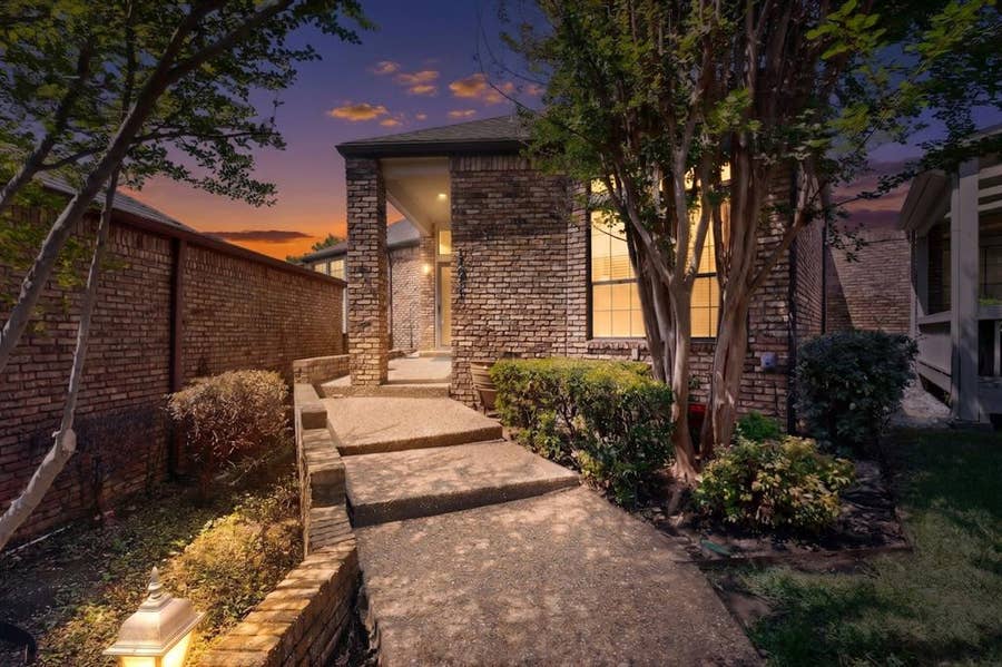 Property photo for 14015 Highmark Square, Dallas, TX