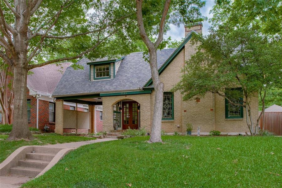 Property photo for 1111 N Winnetka Avenue, Dallas, TX