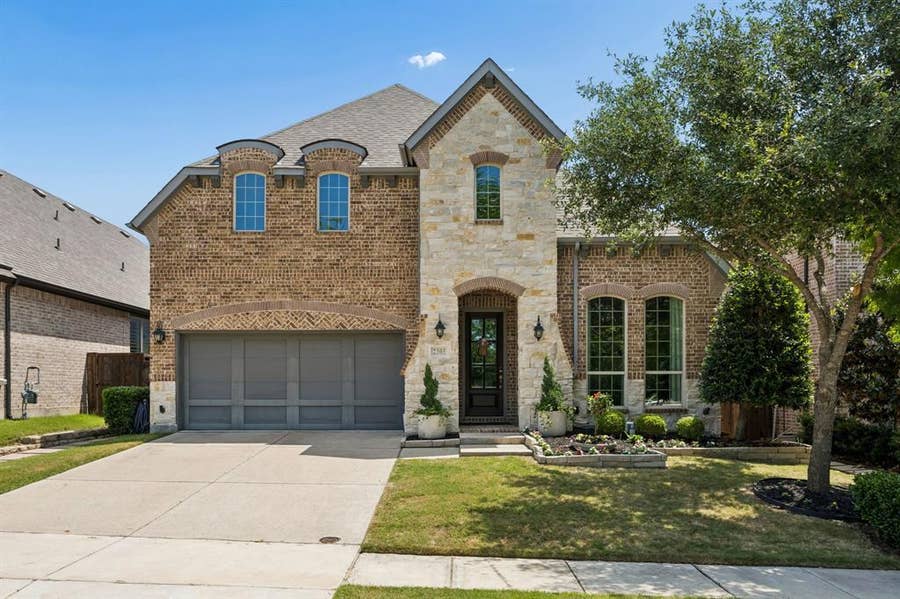 Property photo for 2305 Leslie Lane, McKinney, TX