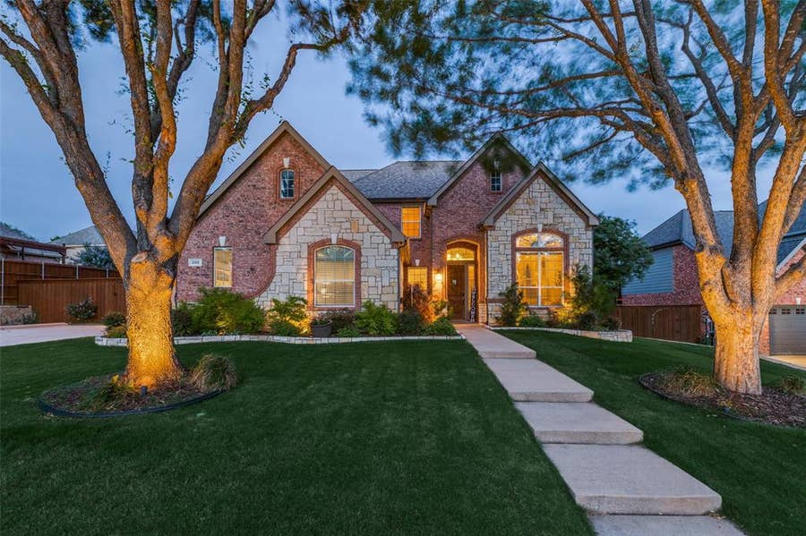 Property photo for 800 Robison Creek Drive, Prosper, TX