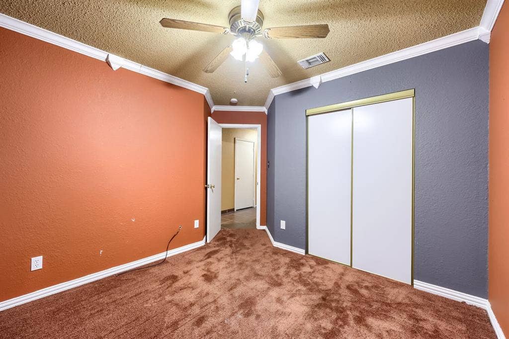 9324 Teagarden Road, Dallas, TX 75217 9324 Teagarden Road, Dallas, TX 75217
