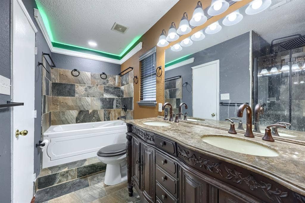 9324 Teagarden Road, Dallas, TX 75217 9324 Teagarden Road, Dallas, TX 75217