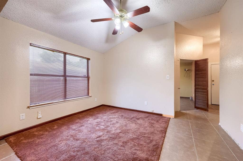 9324 Teagarden Road, Dallas, TX 75217 9324 Teagarden Road, Dallas, TX 75217