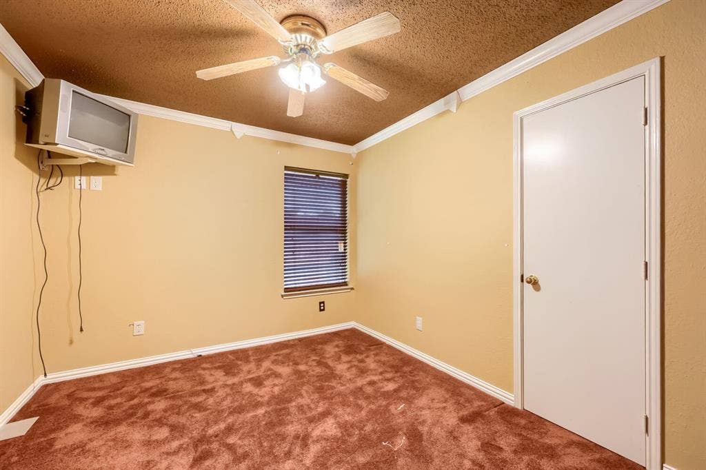 9324 Teagarden Road, Dallas, TX 75217 9324 Teagarden Road, Dallas, TX 75217