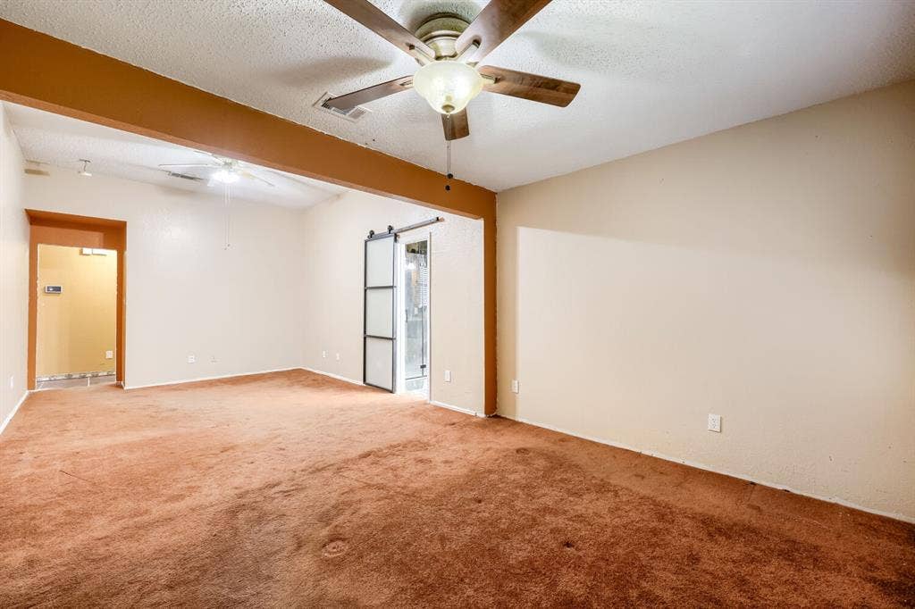 9324 Teagarden Road, Dallas, TX 75217 9324 Teagarden Road, Dallas, TX 75217