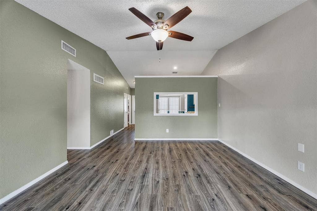 5928 Chisholm Trail, Haltom City, TX 76148 5928 Chisholm Trail, Haltom City, TX 76148