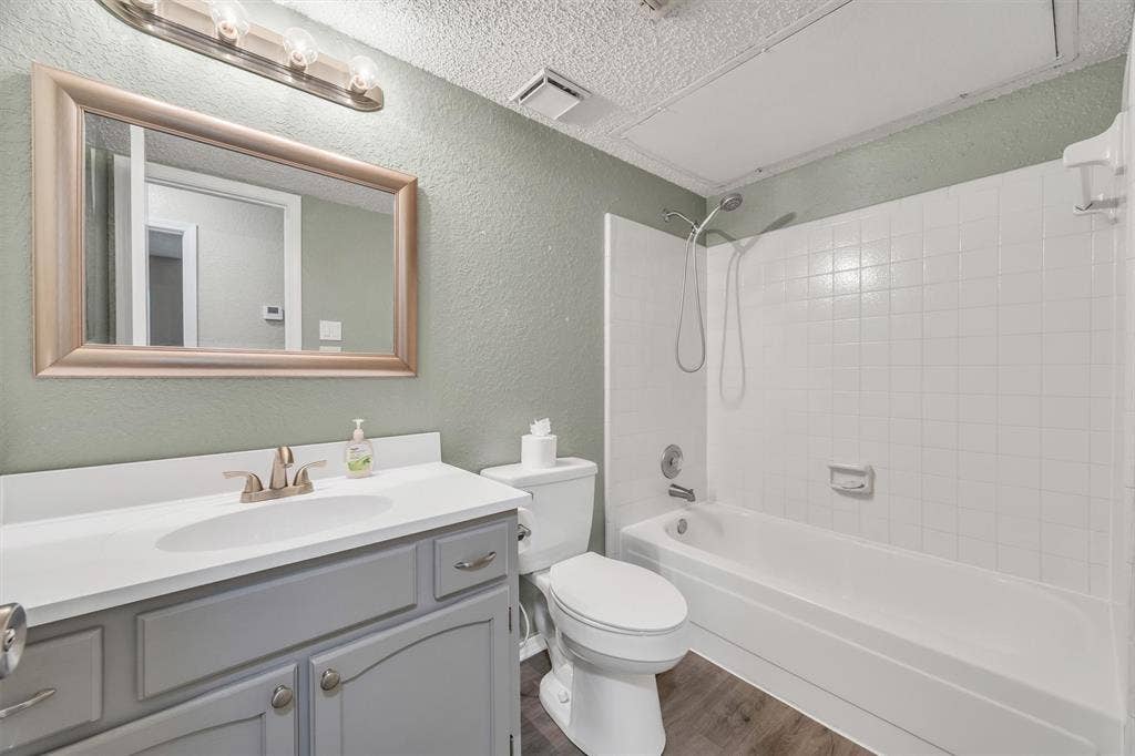 5928 Chisholm Trail, Haltom City, TX 76148 Hall bathroom