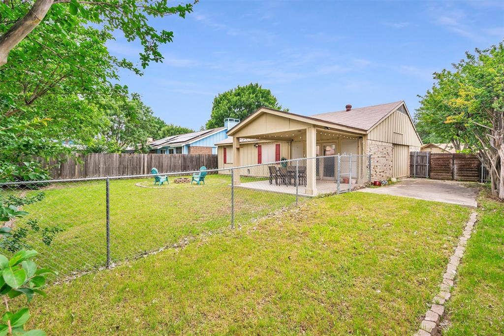 5928 Chisholm Trail, Haltom City, TX 76148 Fenced side yard with RV parking