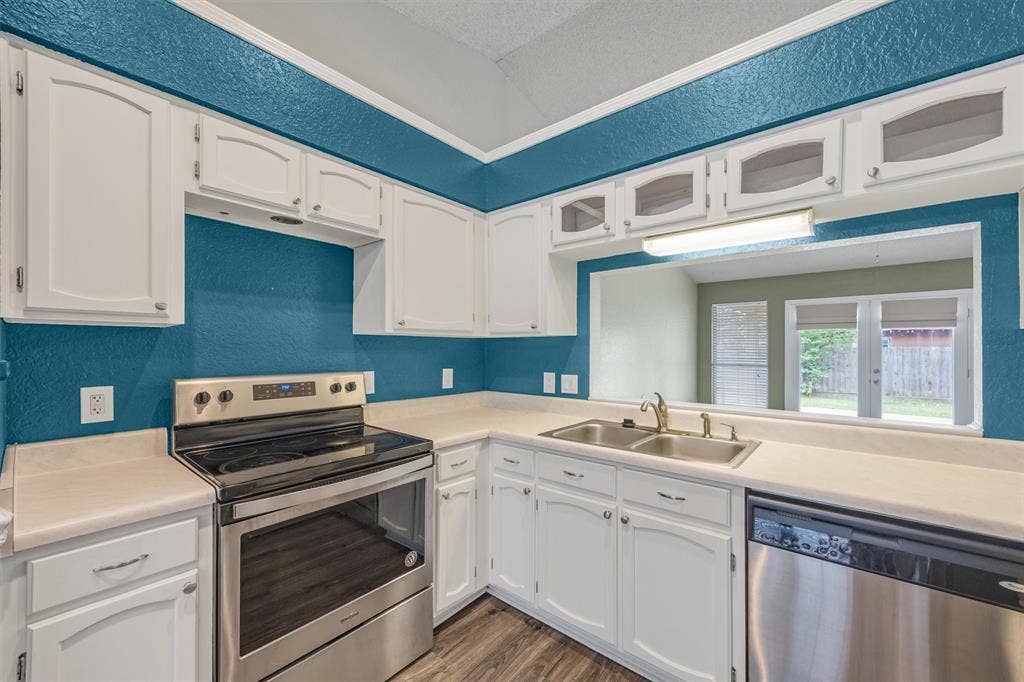 5928 Chisholm Trail, Haltom City, TX 76148 5928 Chisholm Trail, Haltom City, TX 76148