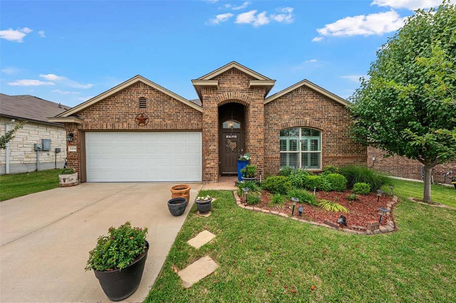Property photo for 3204 Beutel Road, Waco, TX