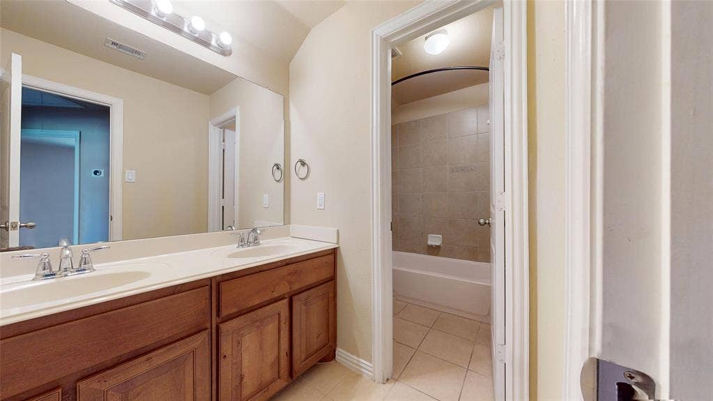 4143 Napoli Way, Irving, TX 75038 4143 Napoli Way, Irving, TX 75038