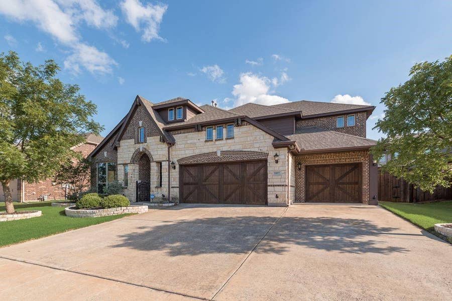 Property photo for 1037 Canterbury Lane, Forney, TX