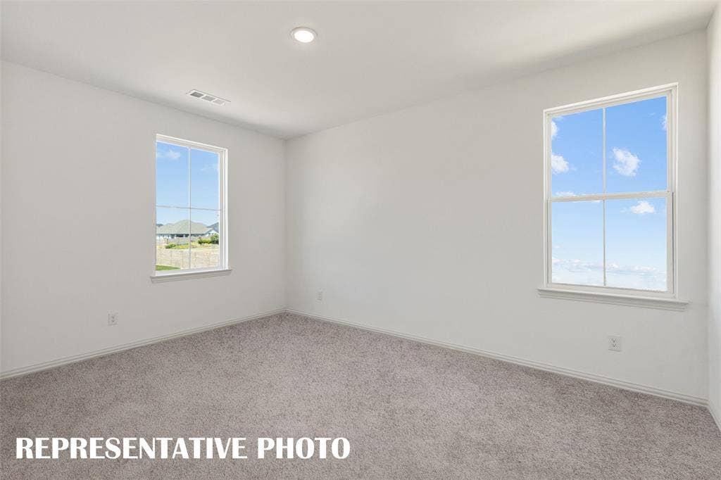 1026 Splitrock Drive, Allen, TX 75013 You'll find nicely sized secondary bedrooms in our Martin plan. REPRESENTATIVE PHOTO