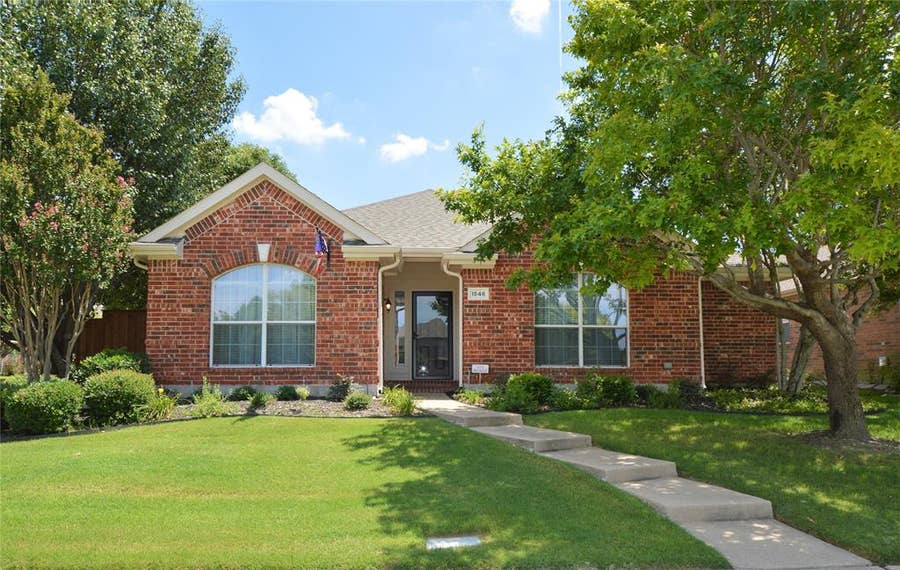 Property photo for 1546 Cliff Creek Drive, Allen, TX