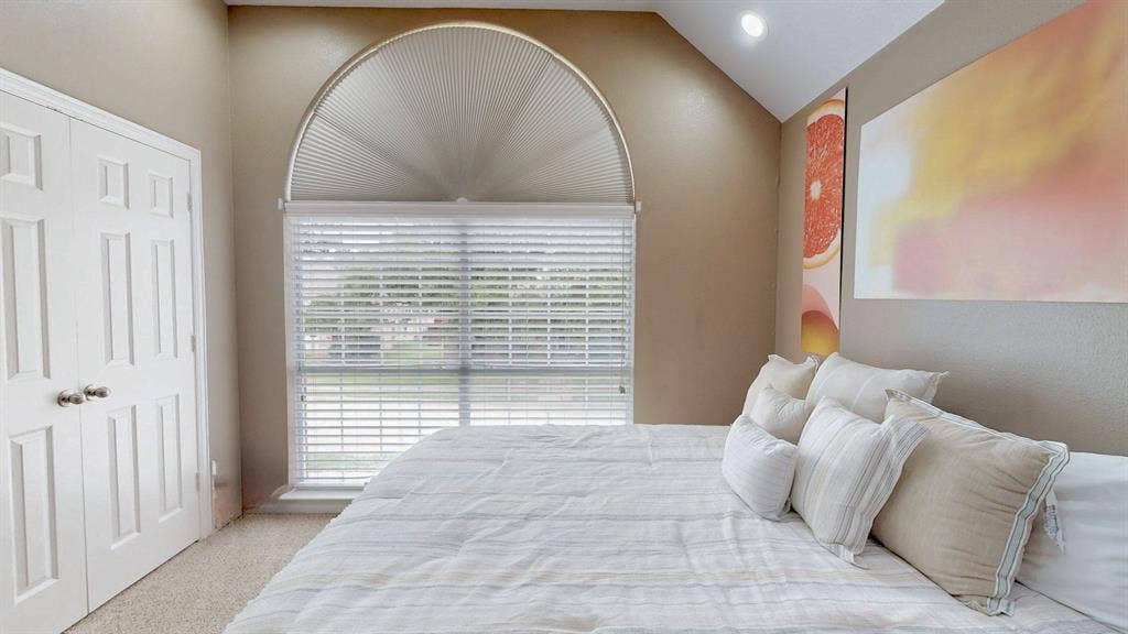 1432 Honey Locust Drive, Plano, TX 75023 Double closet in BdRm 3