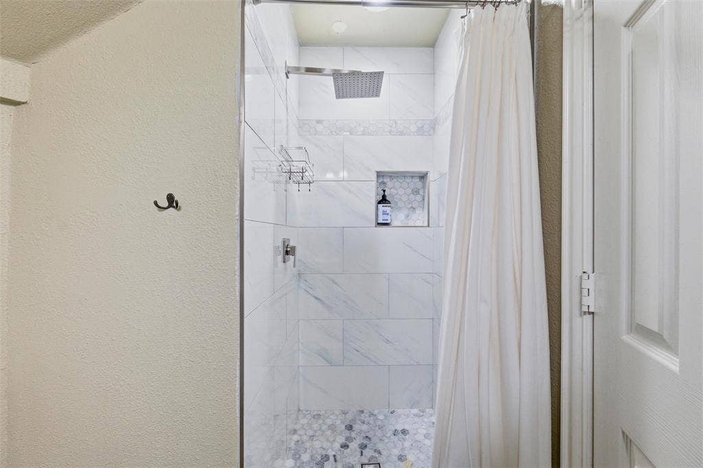 1432 Honey Locust Drive, Plano, TX 75023 Don't miss the shower in downstairs hall bathroom