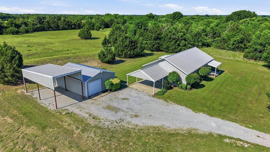 Property photo for 15656 State Highway 78 N, Blue Ridge, TX