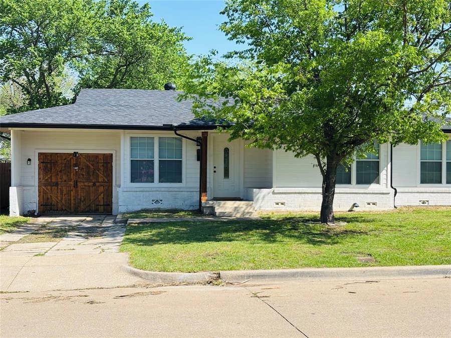 Property photo for 5433 Purington Avenue, Fort Worth, TX