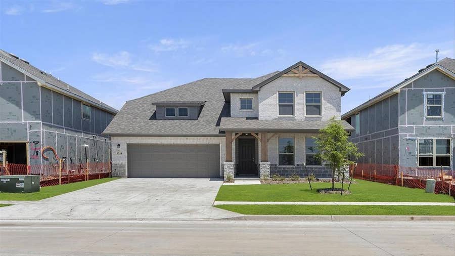 Property photo for 1119 Sedona Lane, Red Oak, TX
