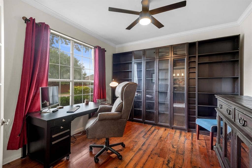 Office with great view of front yard and street