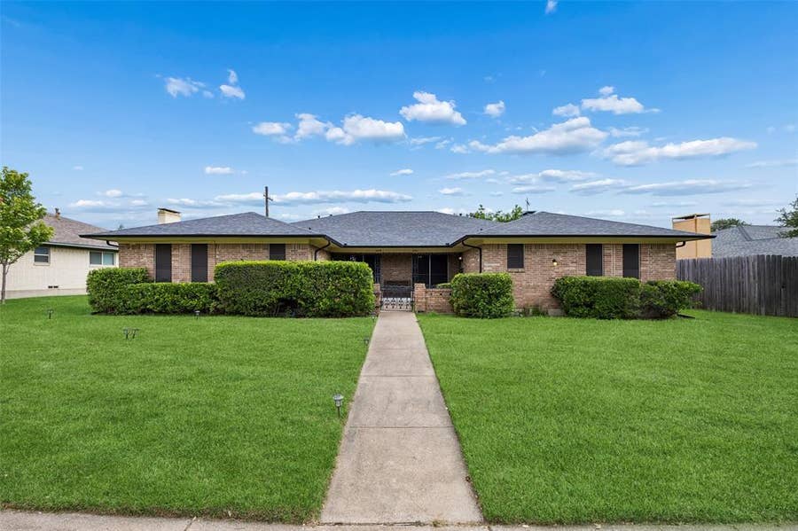 Property photo for 6241 Rincon Way, Dallas, TX