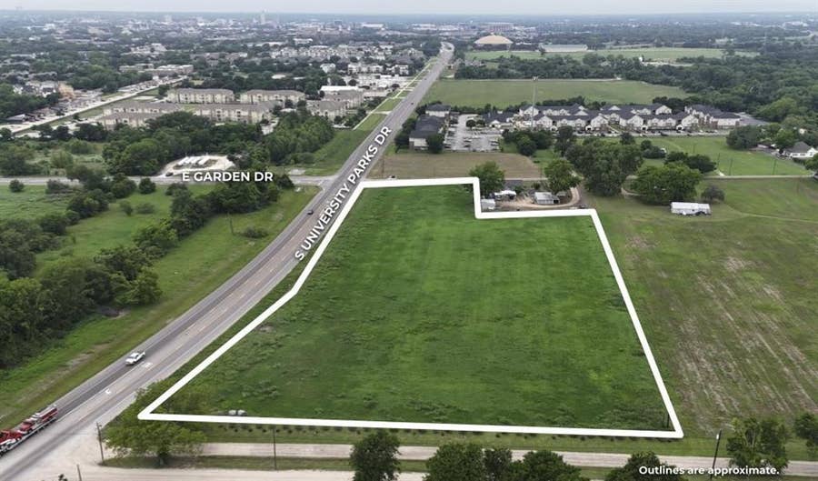Property photo for 150 E Garden Drive, Waco, TX