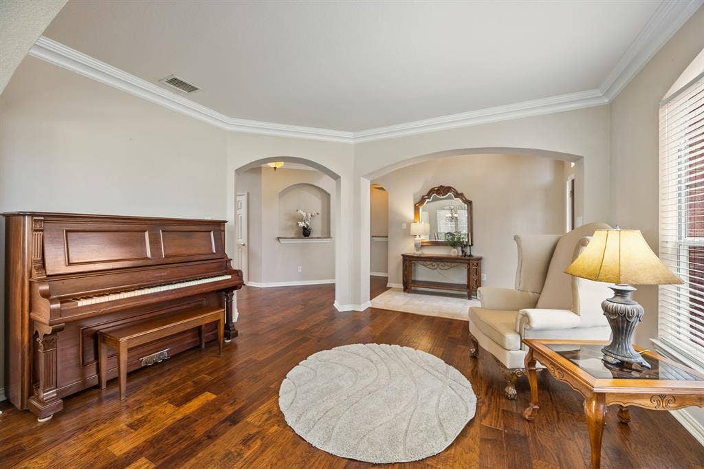 1501 Weathered Wood Lane, Garland, TX 75040 1501 Weathered Wood Lane, Garland, TX 75040