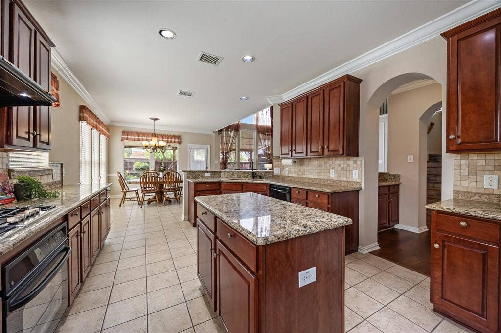 1501 Weathered Wood Lane, Garland, TX 75040 1501 Weathered Wood Lane, Garland, TX 75040