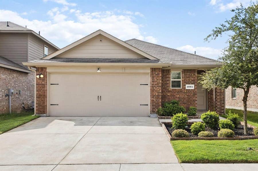 Property photo for 1034 Old Oaks Drive, Forney, TX