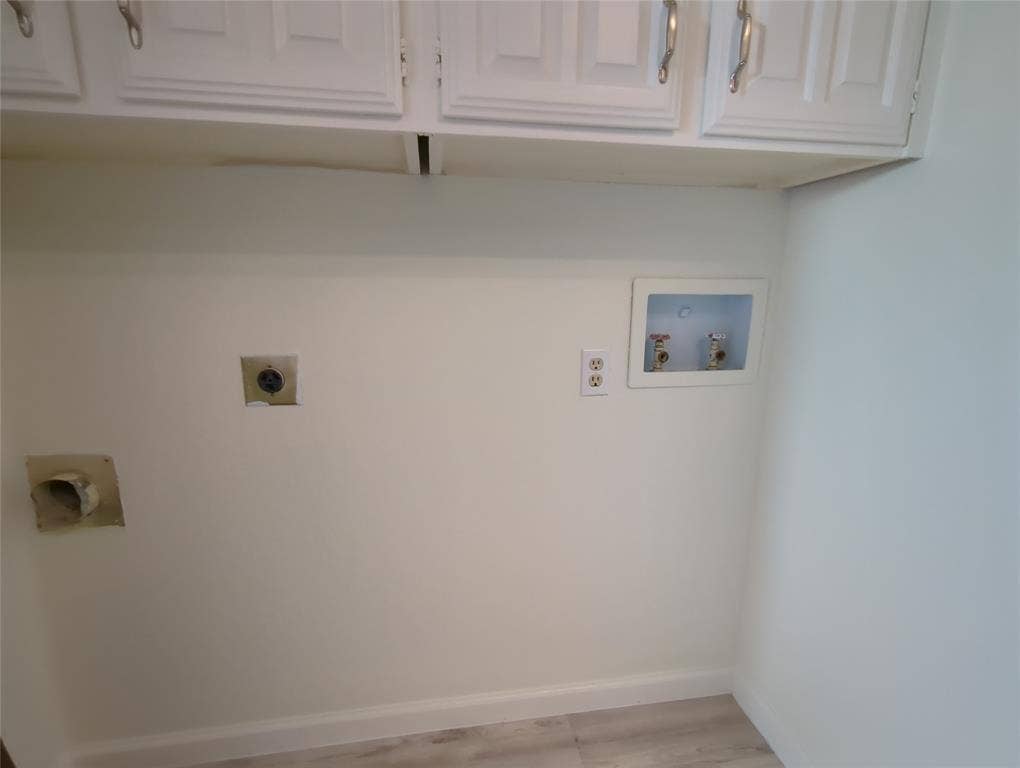 14151 Montfort Drive, #305, Dallas, TX 75254 14151 Montfort Drive, #305, Dallas, TX 75254