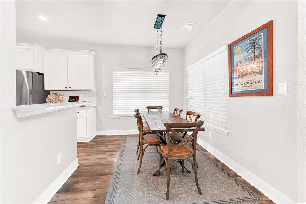 3024 Greenway Drive, Burleson, TX 76028 3024 Greenway Drive, Burleson, TX 76028