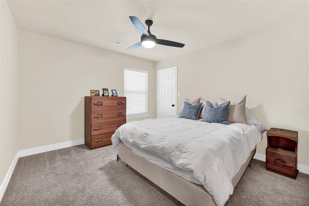 3024 Greenway Drive, Burleson, TX 76028 3024 Greenway Drive, Burleson, TX 76028