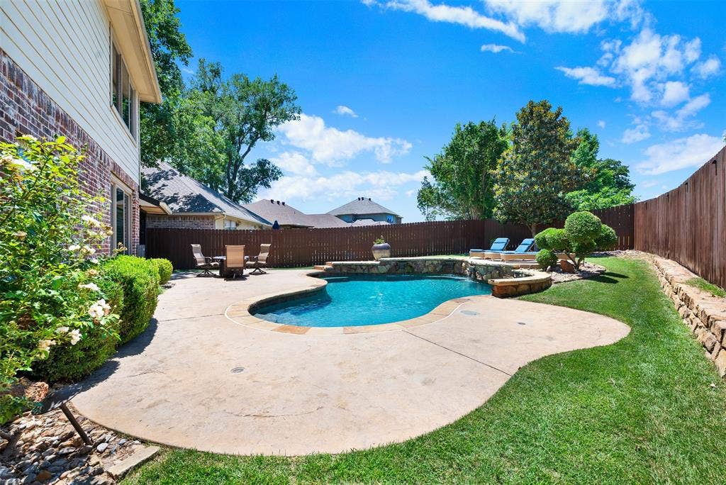 3024 Greenway Drive, Burleson, TX 76028 3024 Greenway Drive, Burleson, TX 76028