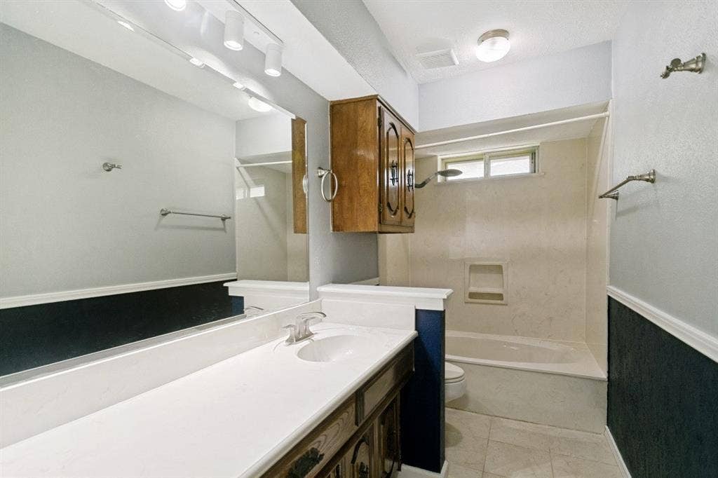 2004 Tampico Drive, Plano, TX 75075 2004 Tampico Drive, Plano, TX 75075