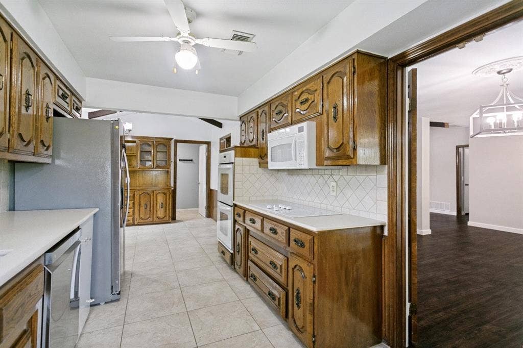 2004 Tampico Drive, Plano, TX 75075 2004 Tampico Drive, Plano, TX 75075
