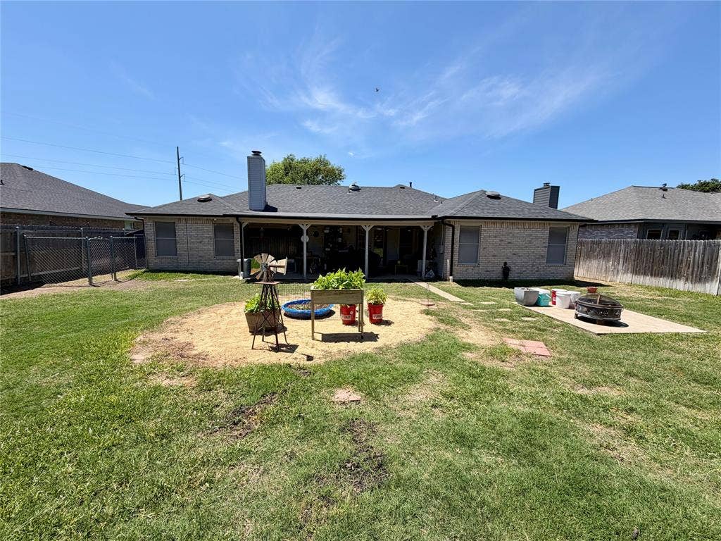 514 Morningside Court, Midlothian, TX 76065 concrete shed & sand pool pads already installed. Separate dog run with shed that stays.