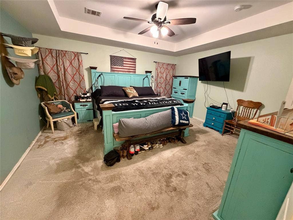 514 Morningside Court, Midlothian, TX 76065 Large owner retreat