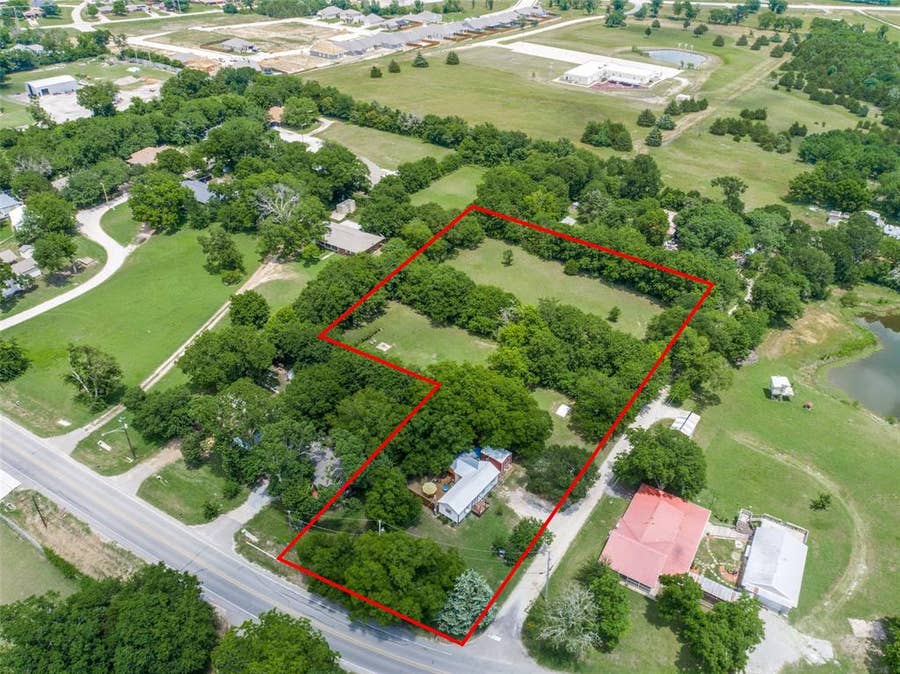 Property photo for 507 S Business Highway 78, Blue Ridge, TX