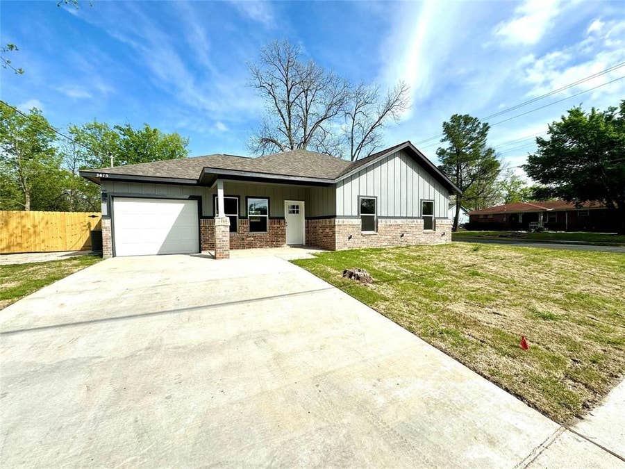 Property photo for 3415 Henderson Street, Greenville, TX