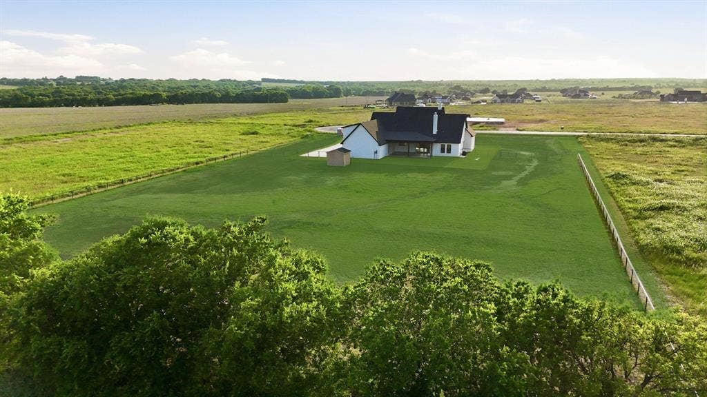 7289 Christina Court, Krum, TX 76249 7289 Christina Court, Krum, TX 76249