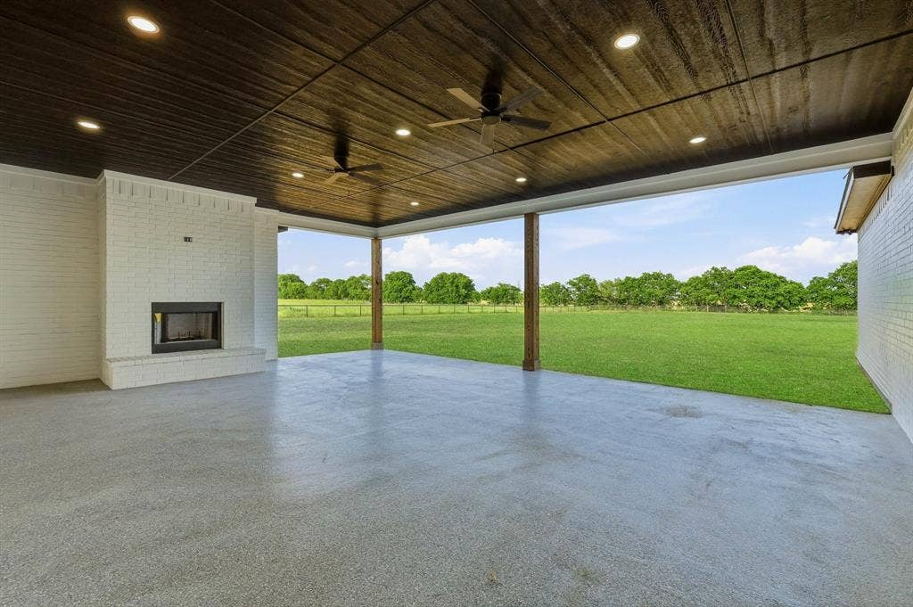 7289 Christina Court, Krum, TX 76249 7289 Christina Court, Krum, TX 76249