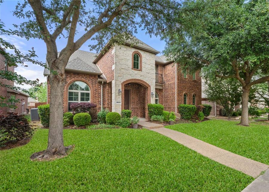 Property photo for 3629 Ballycastle Drive, Plano, TX