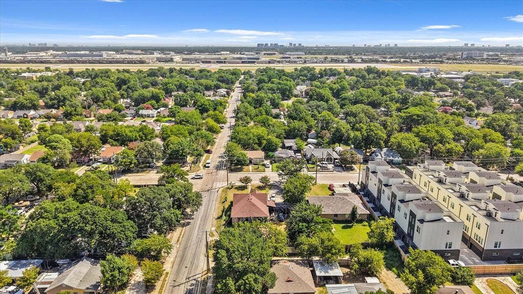 7225 Mohawk Drive, Dallas, TX 75235 7225 Mohawk Drive, Dallas, TX 75235