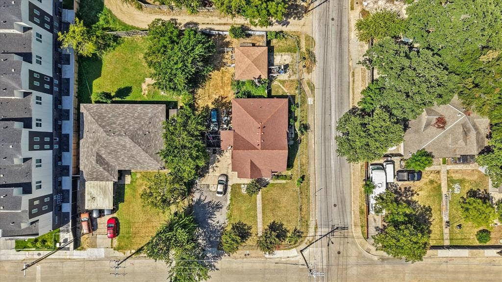7225 Mohawk Drive, Dallas, TX 75235 7225 Mohawk Drive, Dallas, TX 75235